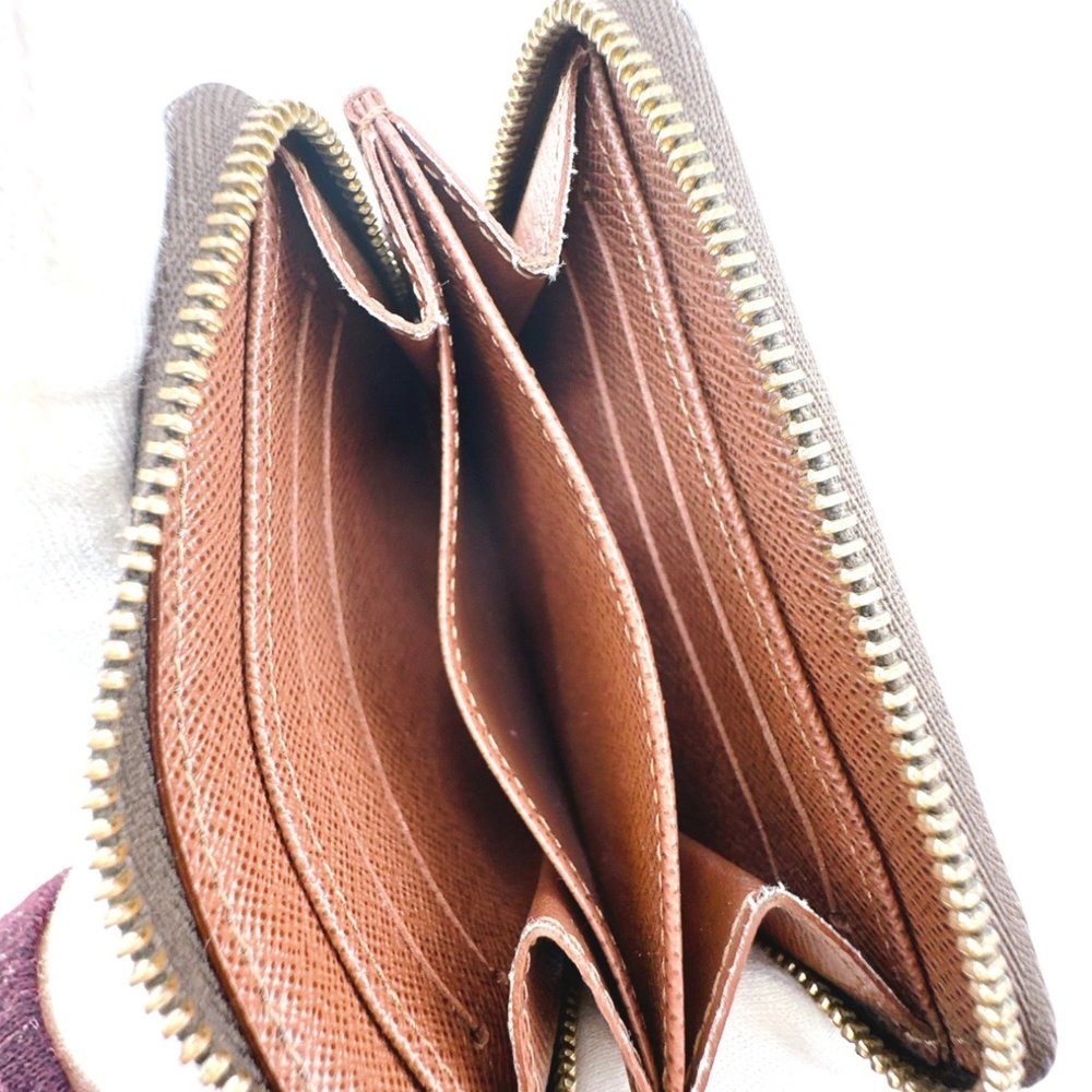 Louis Vuitton LOUIS VUITTON Wallets and coin cases Monogram Zippy Coin Purse ... - Picture 15 of 16